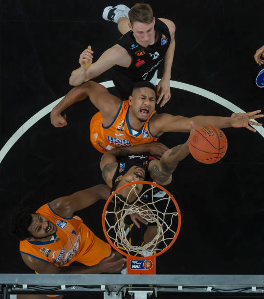 教练员的执 教练员的执