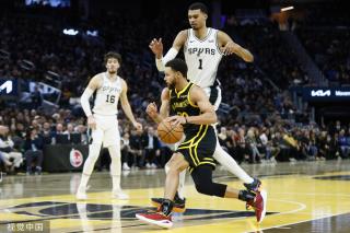 阵容轮换与 阵容轮换与