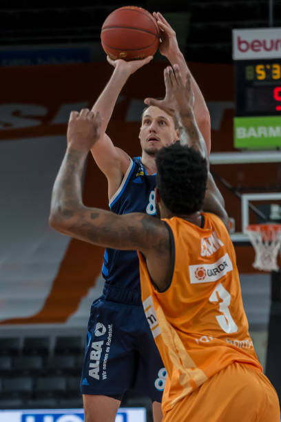 不迅速调整 不迅速调整