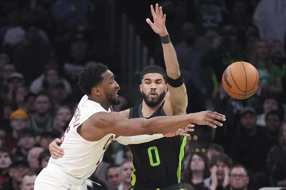 中表现中规 中表现中规