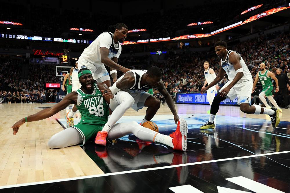 判对比赛的 判对比赛的